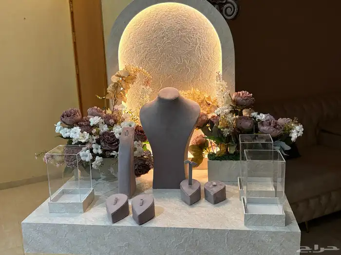عربية ملكة 1