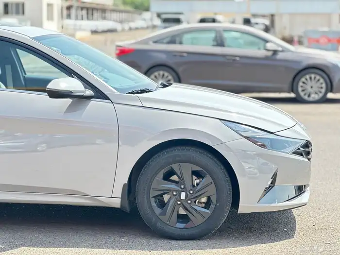 هيونداي النترا 2022 فل 4