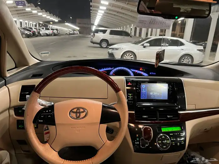 تويوتا بريفيا فل كامل 2020 28