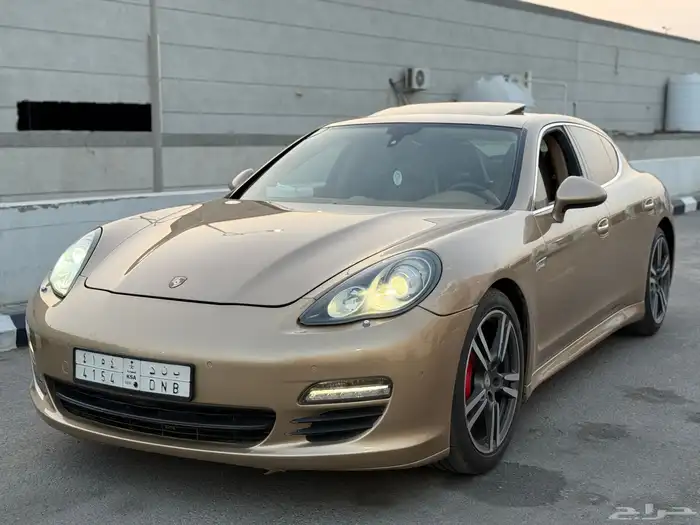 بورش باناميرا 2012 0