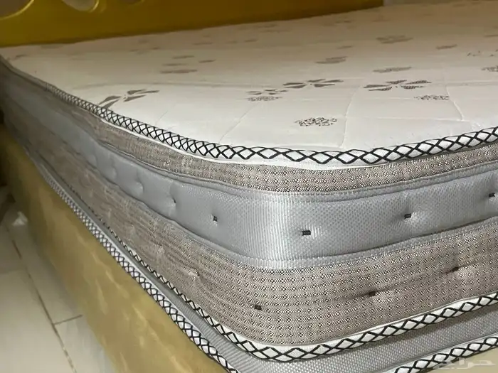 للبيع مرتبه طبيه مع لباد 0