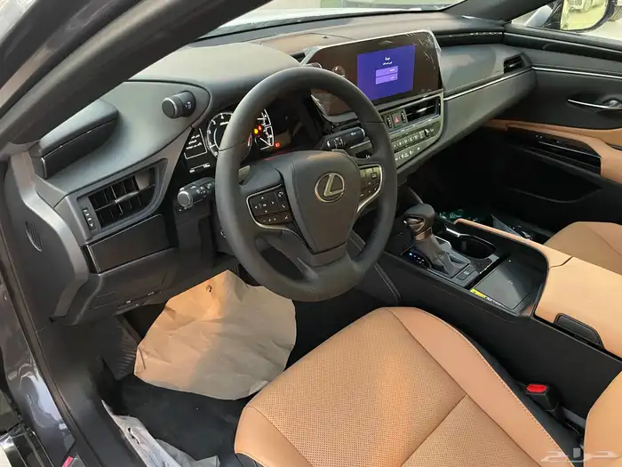 لكزسES250AA2025سعودي داخلي جملي(بنزين)2.5L 10