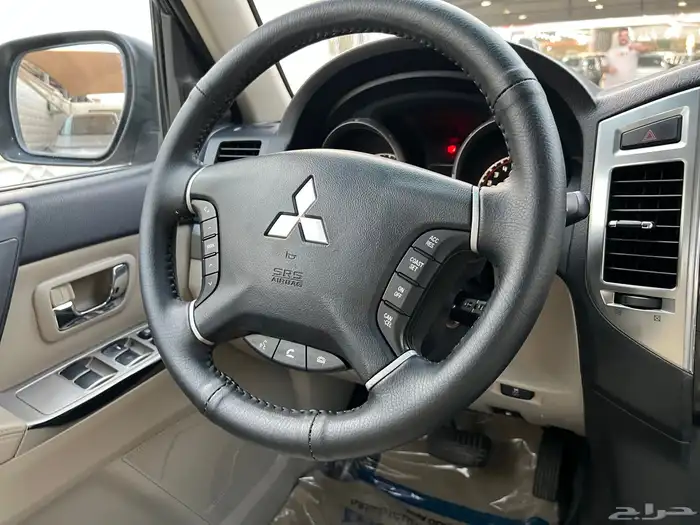 باجيرو 2017 بنزين لدى قمة الاطلال 43