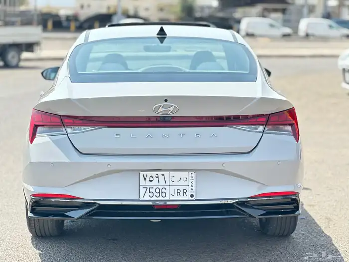 هيونداي النترا 2022 فل 7