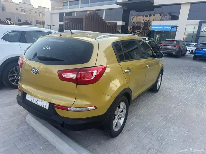 كيا سبورتاج 2400 دبل موديل 2012 بيع أو بدل 5