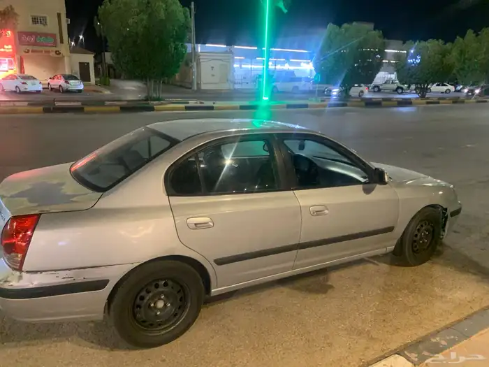 سيارة النترا 1