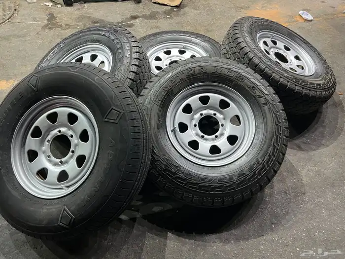 جنوط نيسان فتك حديد مقاس 16 مع كفرات اخو الجديد 0