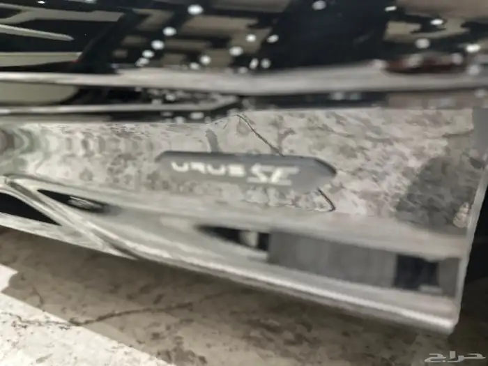 لامبورجيني اورس اس اي - Lamborghini Urus SE 2025 4