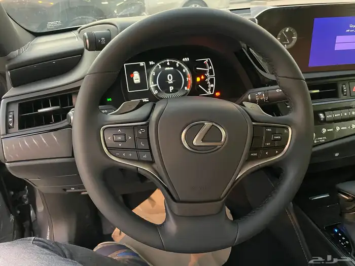 لكزسES250AA2025سعودي داخلي جملي(بنزين)2.5L 12