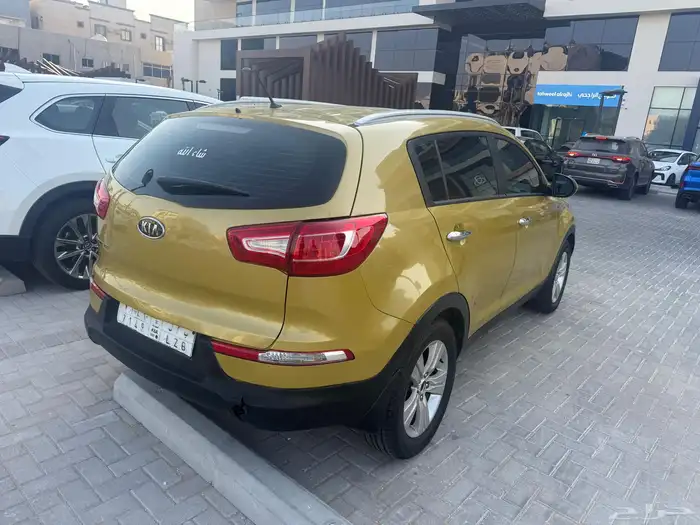 كيا سبورتاج 2400 دبل موديل 2012 بيع أو بدل 4