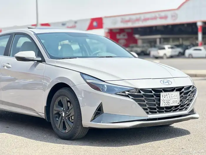 هيونداي النترا 2022 فل 3