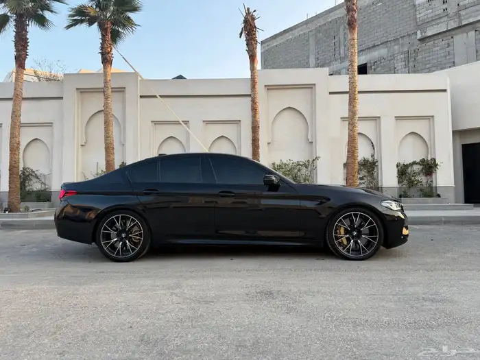 تحت الضمان وصيانة مجانية BMW M5 F90 Competition 2021 3