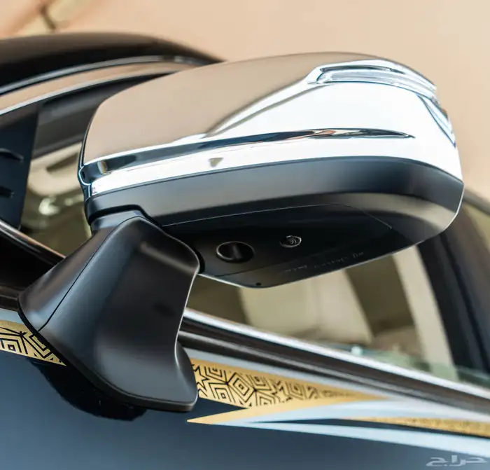 لاند كروزر VX 4.0 بريمي - تنفس طبيعي 2025 10