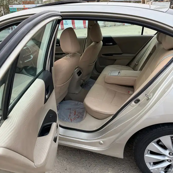 للبيع هوندا كورد 2014 23