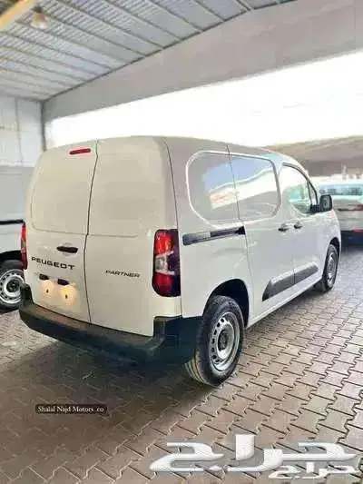 باص بيجو بارتنر 2025 ب1566 شهريا عرض قطاع الاعمال 1