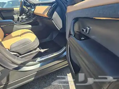 Range Rover Sport P400 Dynamic SE 2025 جديد 2