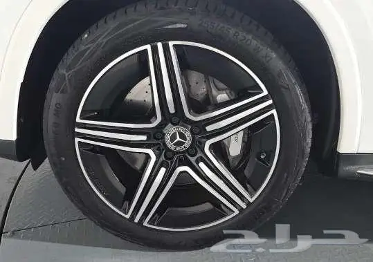 مرسيدس GLC300 كوبية موديل 2021 الميموني للاستيراد بكوريا 5