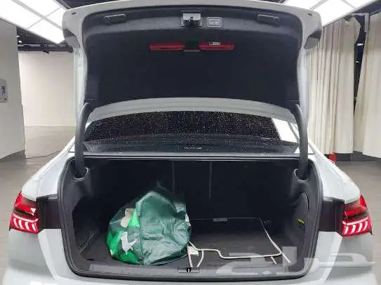 اودي A6 موديل 2025 الميموني للاستيراد بكوريا 11