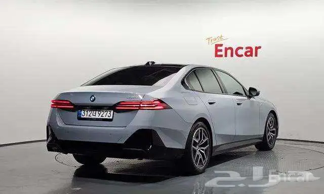 بي ام دبليو 520i 2024 وارد كوريا 3