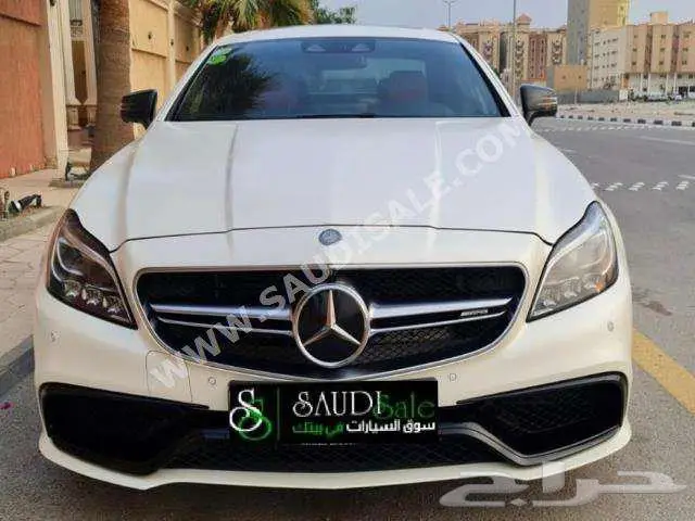 CLS 63 AMG 4matic S مخزن 1