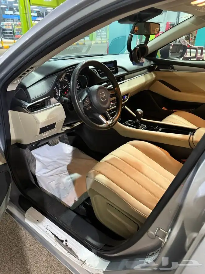 مازدا 6 2022 فضي اول مالك 5