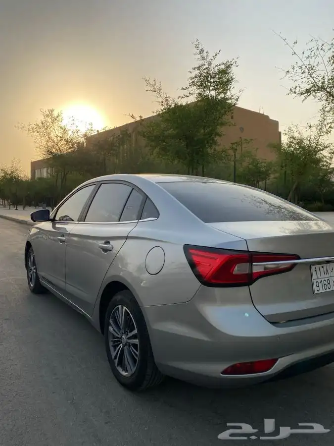 للبيع MG5 2023 فل كامل 3