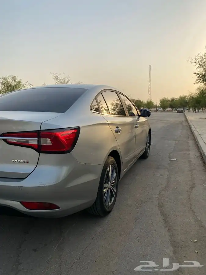 للبيع MG5 2023 فل كامل 5