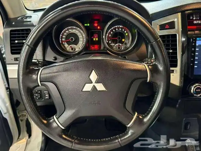 للبيع باجيرو 2020 بابين V6 3.8 سعودي ( عداد قليل ) 33