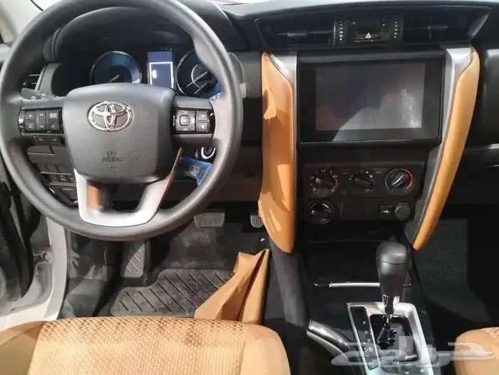 تويوتا فورتشنر GX2 2025 بنزين 4X4 سعودي 10