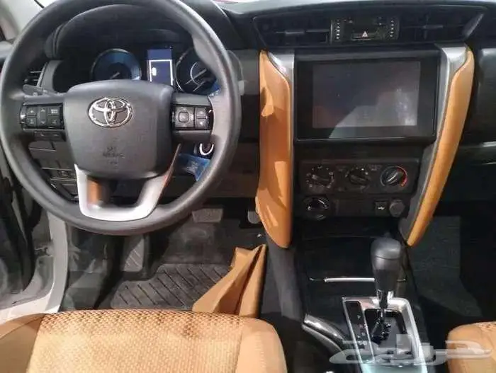 تويوتا فورتشنر GX2 2025 بنزين 4X4 سعودي 11