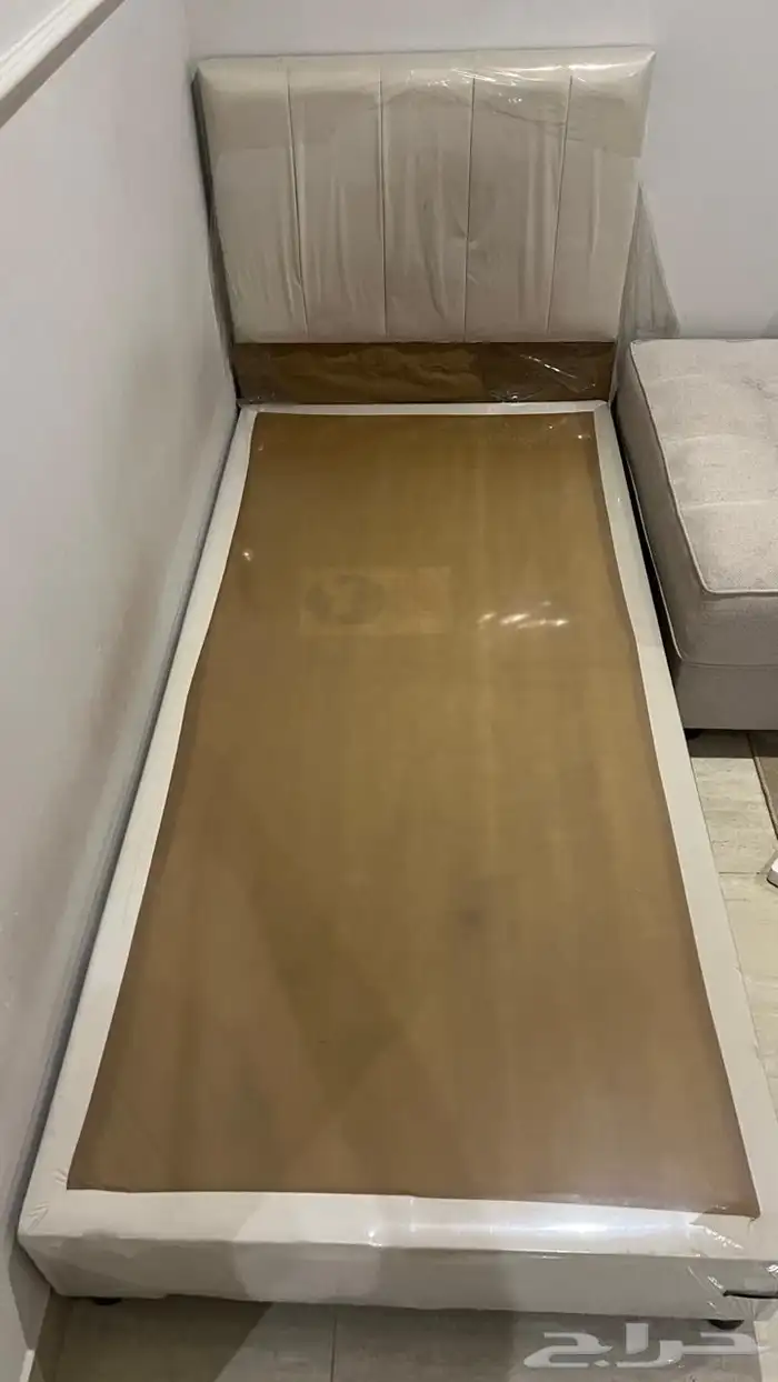 سرير مستعمل للبيع 0