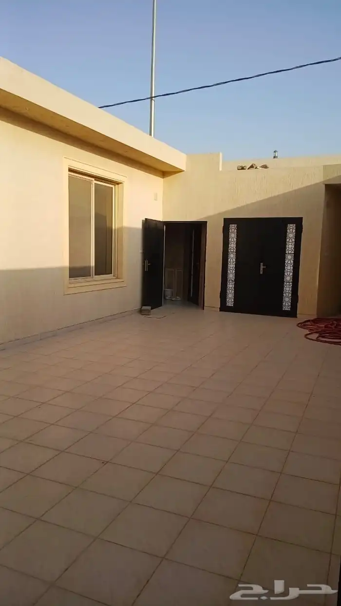 للبيع فيلا مؤثثه ومكيفه في حي قرطبة بالزلفي 3