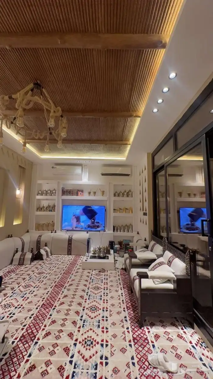 فيلا للبيع   حي الرمال (موقع مميز) 8