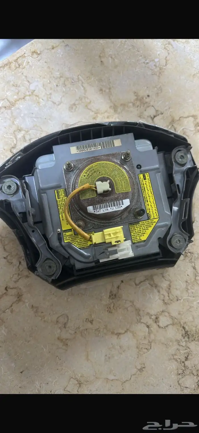 طاوه لاندكروزر 2001 3