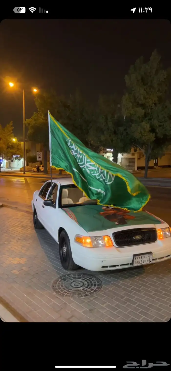 فورد فكتوريا 2011 1
