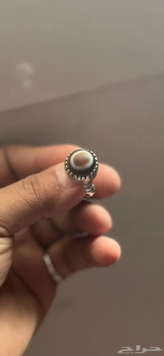 للبيع خواتم فضه بأحجار كريمه 1