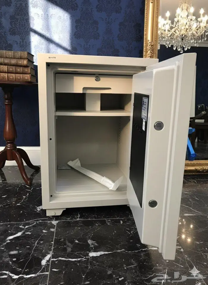 خزنه إلكتروني في 100كيلو وفي 130كيلو وفي180كيلو وأكثر مو 1