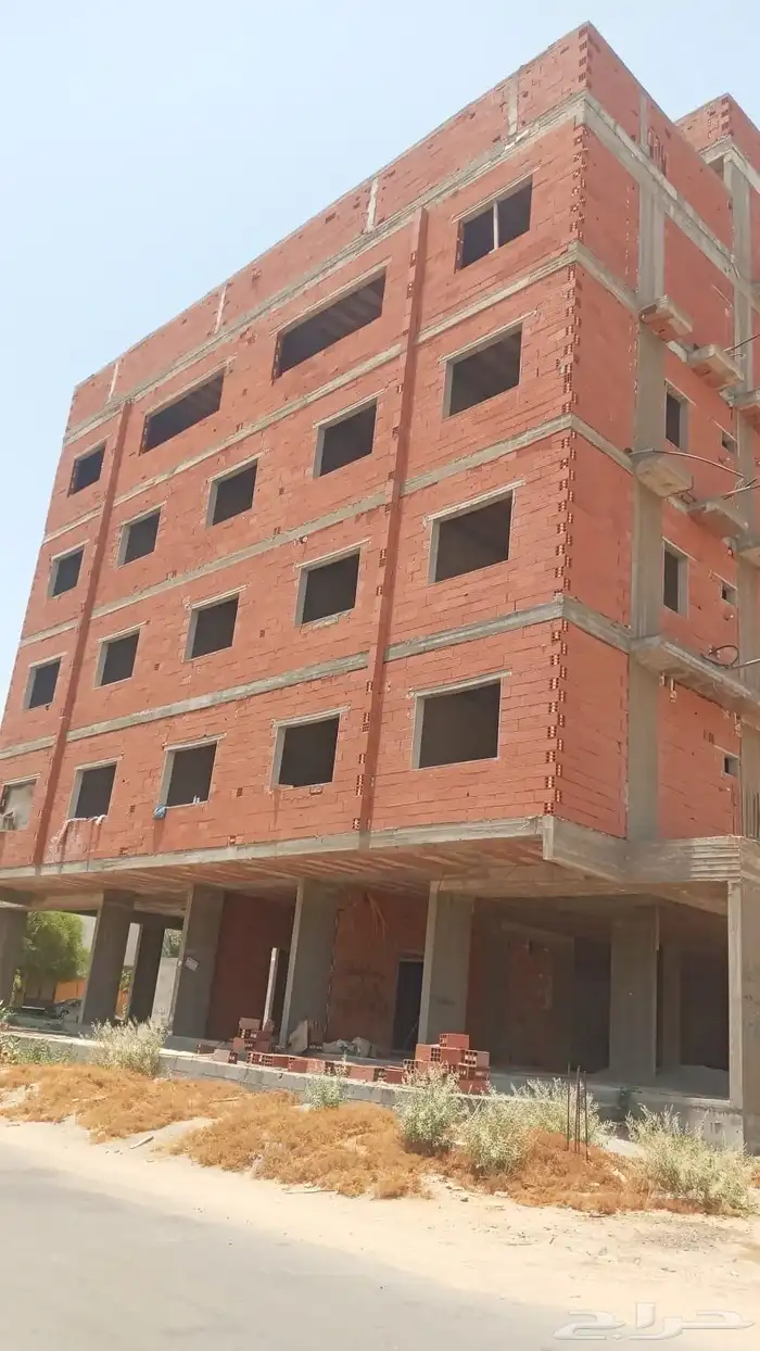 عمارة للبيع حي الريان 1