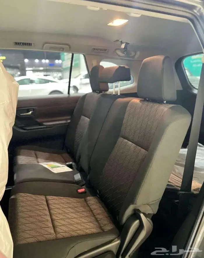 تتوفر فئات انوفا 2025 اصفارلمبيعات النقدوالبنوك بأقل ربح0.35 10