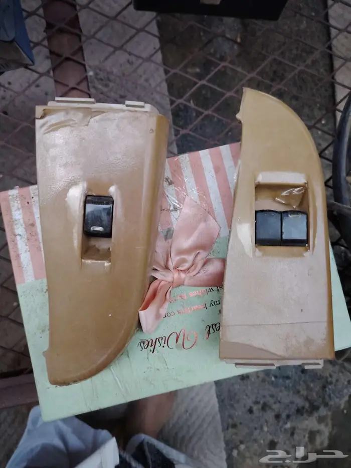 قطع متنوعة للمرسيدس والنيسان الصني 9