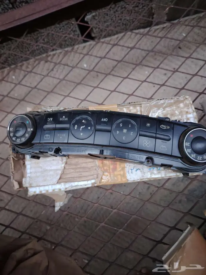 قطع متنوعة للمرسيدس والنيسان الصني 6