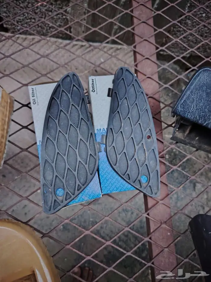 قطع متنوعة للمرسيدس والنيسان الصني 4