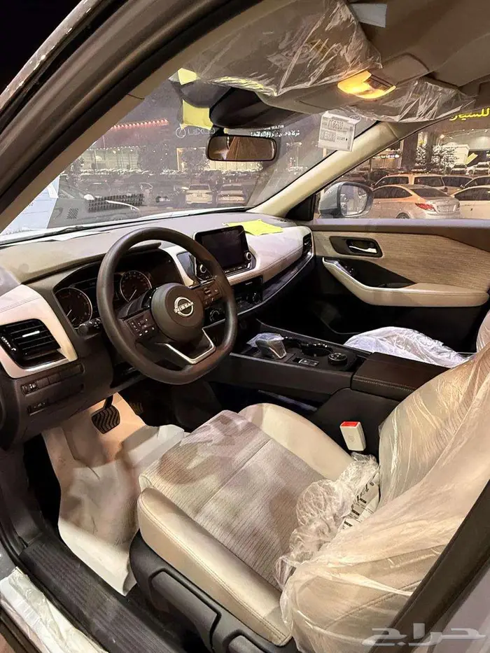 نيسان اكستريل 7 مقاعد دبل 2025 10