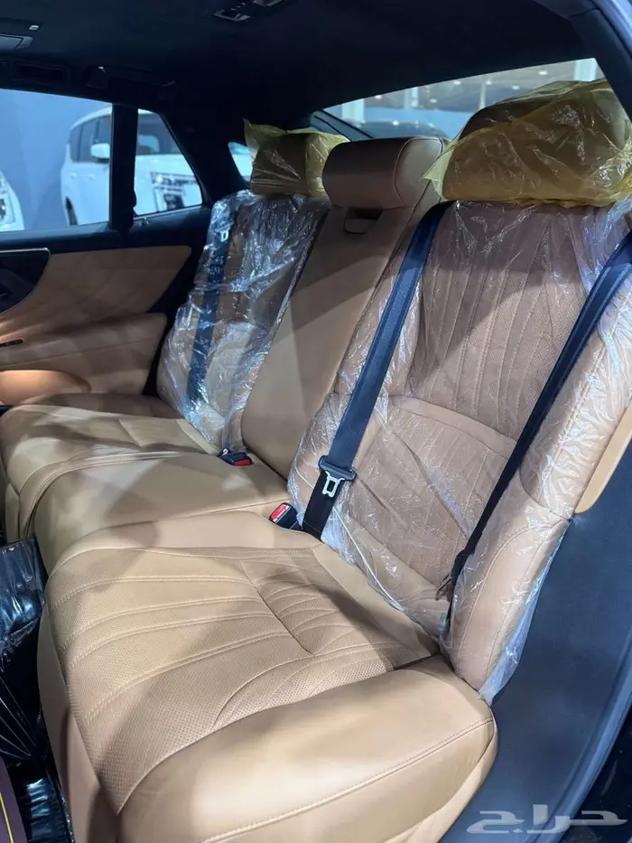 لكزس LS500 موديل 2023 7