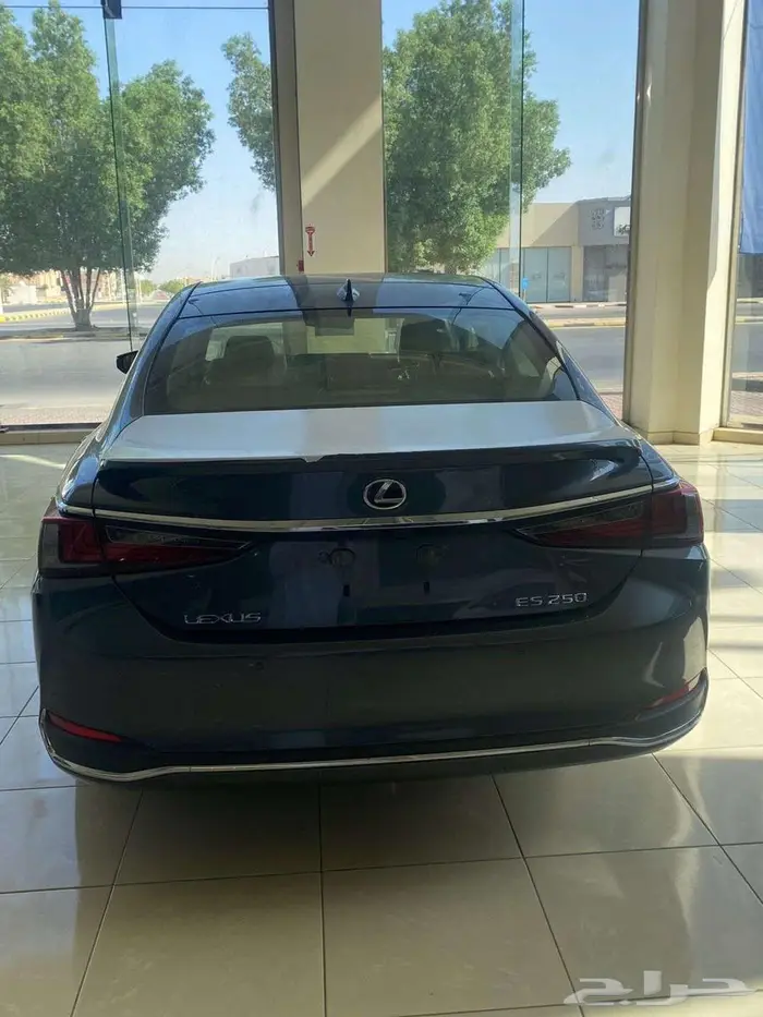 لكزس ES 250 الموديل 2025 BD 3