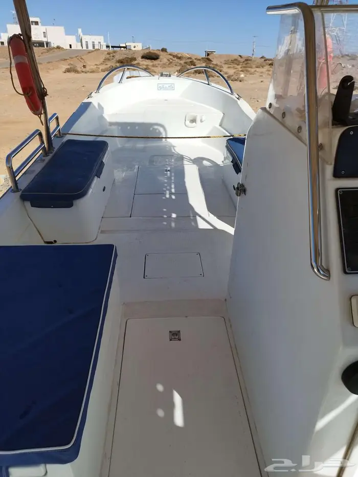 قارب كايلو 9 متر 5