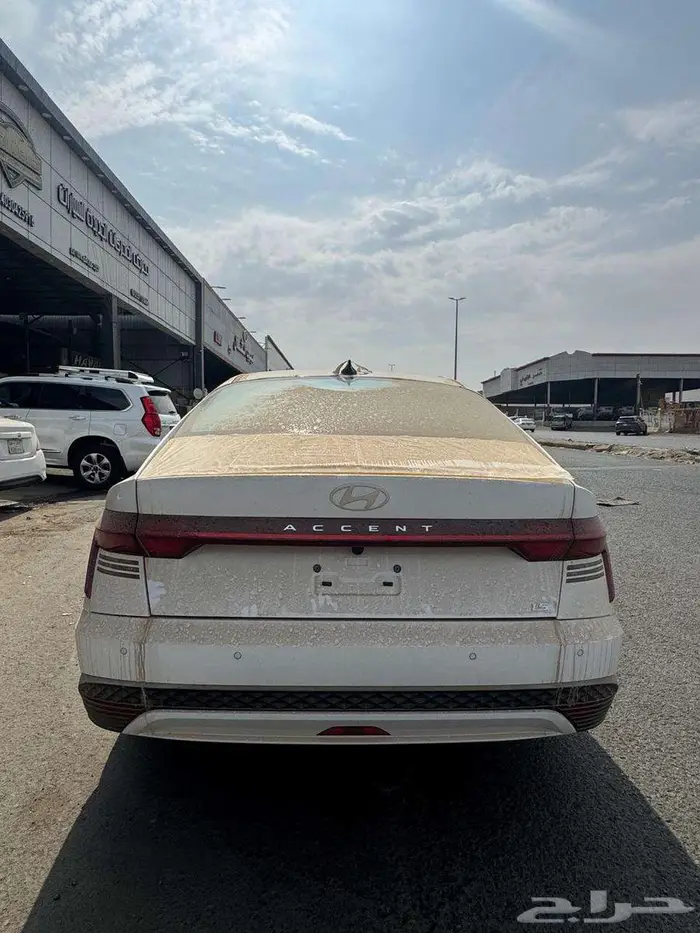 هيوانداى اكسنت فليت 1500 cc ابيض موديل 2026 4