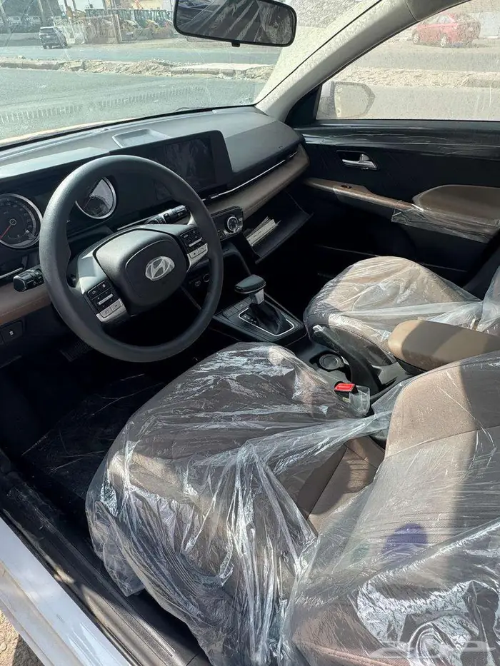 هيوانداى اكسنت فليت 1500 cc ابيض موديل 2026 10
