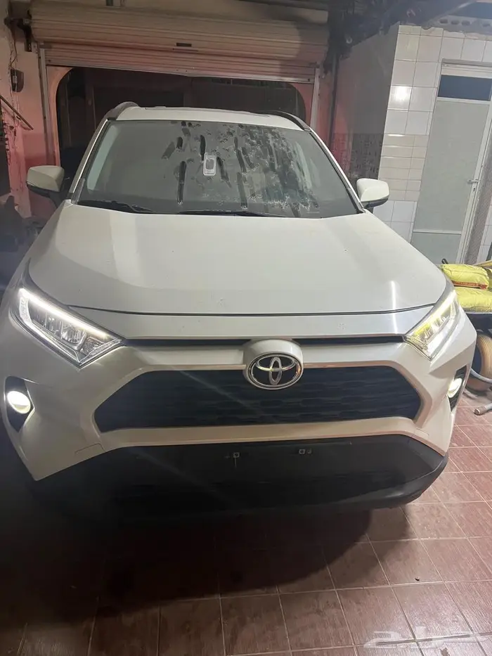 سيارة تويوتا رافور موديل 2021 للبيع 4