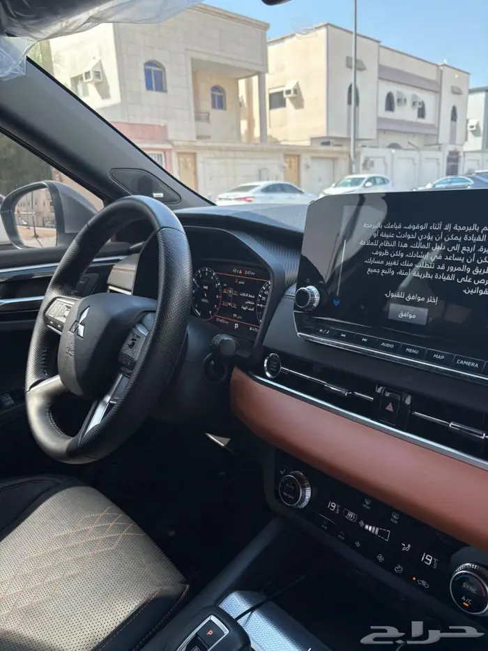 ميستوبيشي اوتلاندر فل 6